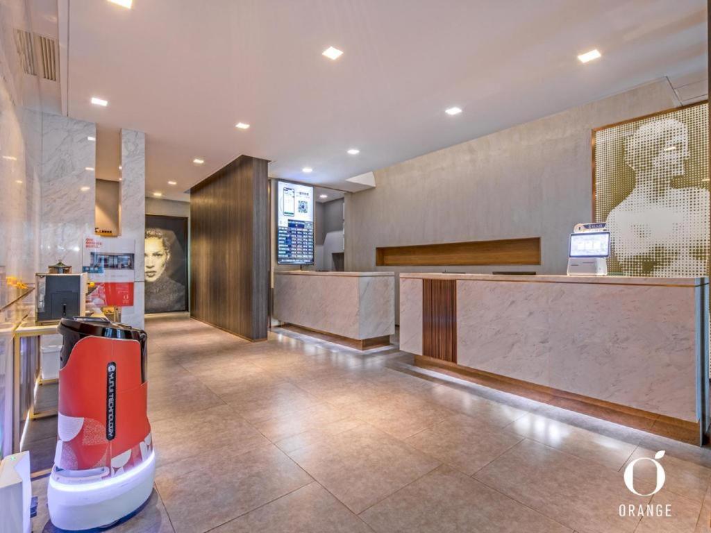 Orange Hotel Beijing Wangfujing Pedestrian Street Экстерьер фото